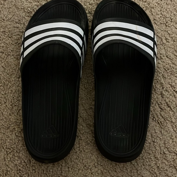 Men adidas slides size 12 - Picture 1 of 2